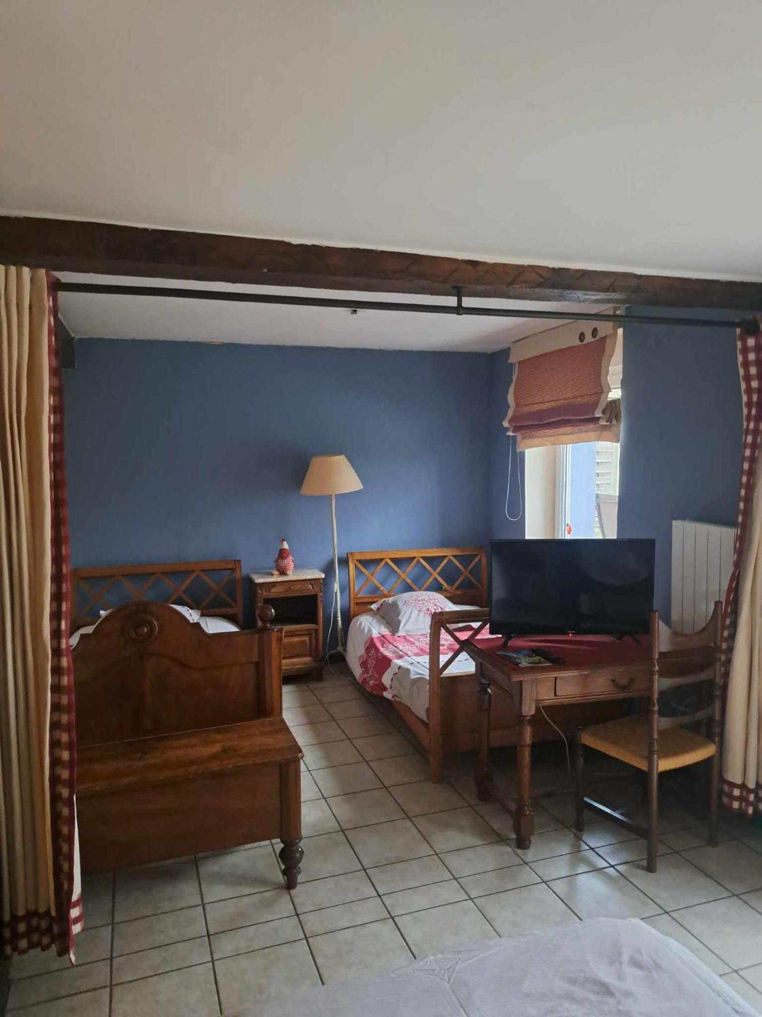 Chambres D'Hotes Les Hirondelles Gaubiving Exterior foto