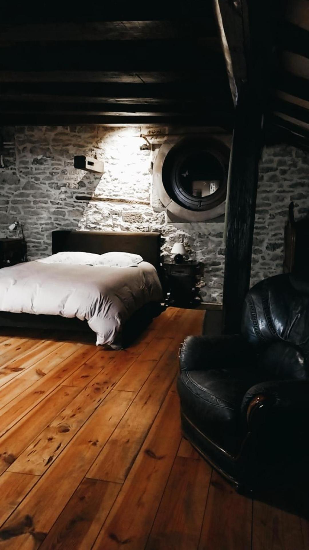 Chambres D'Hotes Les Hirondelles Gaubiving Exterior foto